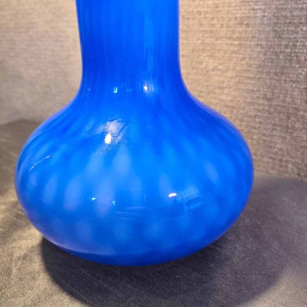 Vintage Murano Glass Blue White Diamond Optic Ruffled Top 14